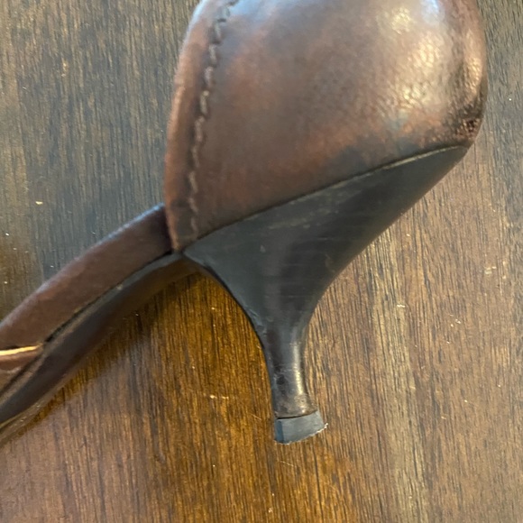 Brown Prada Kitten Heels - size 39 - Picture 4 of 8